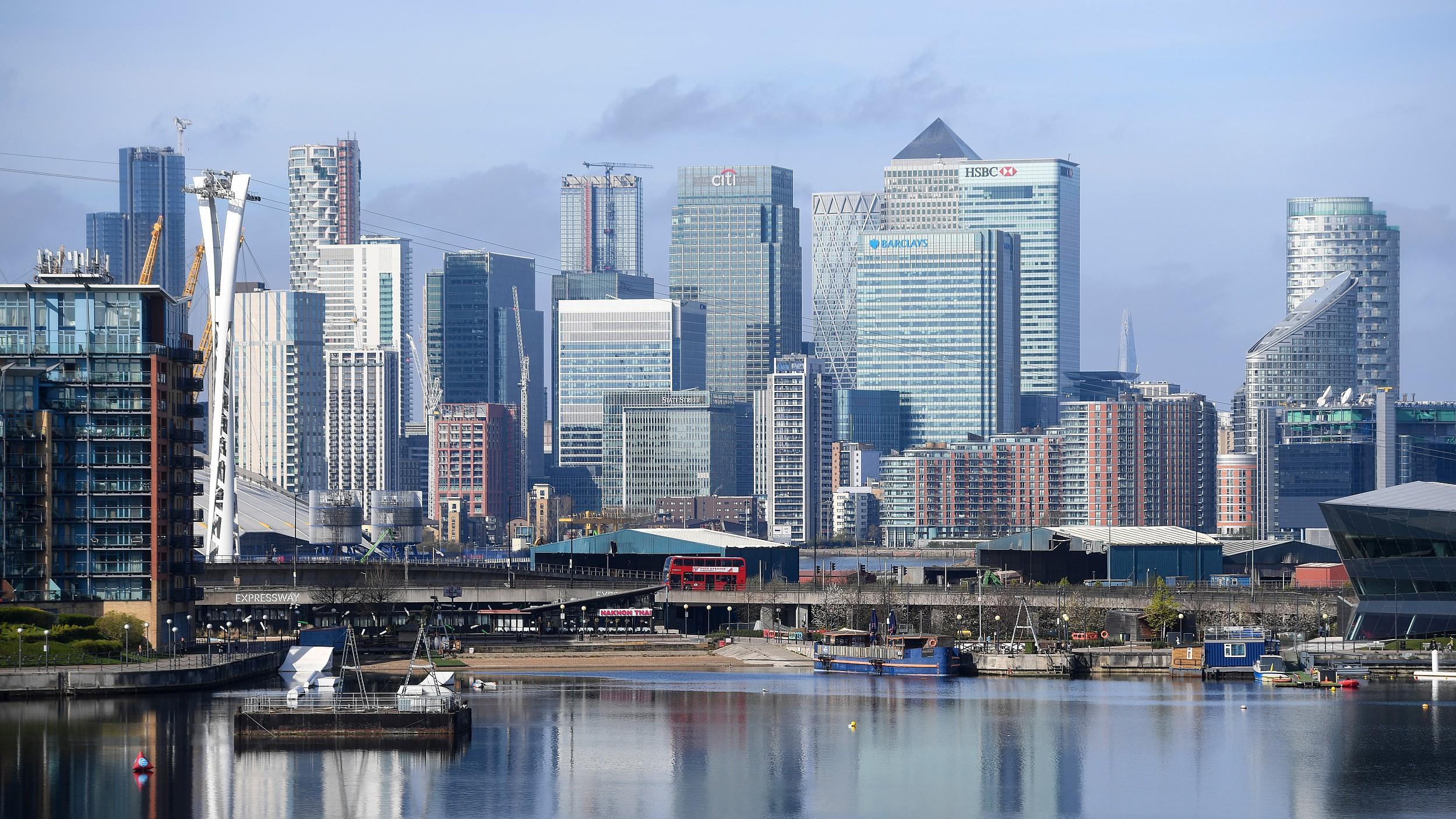 Panorama de gratteciel du quartier financier de Londres CGTN Panorama de gratteciel du quartier financier de Londres CGTN