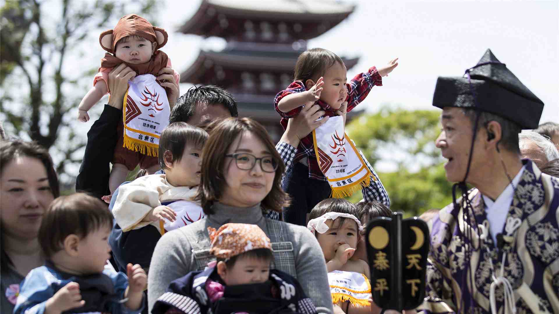 Une Competition De Pleurs De Bebes A Tokyo Japon Cgtn