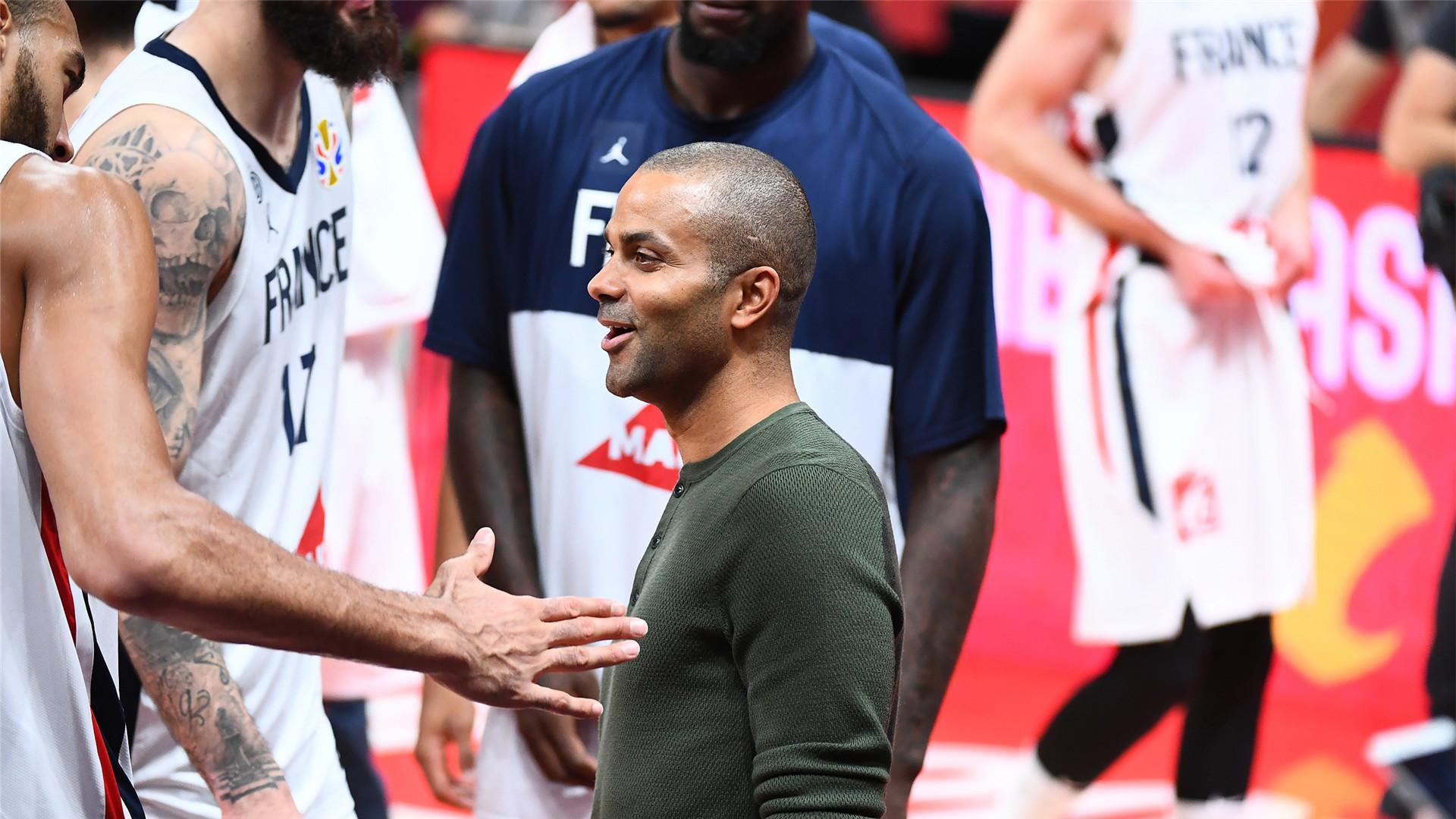 Tony Parker : Fier De L'équipe De France De Basket-ball Qui A Remporté ...